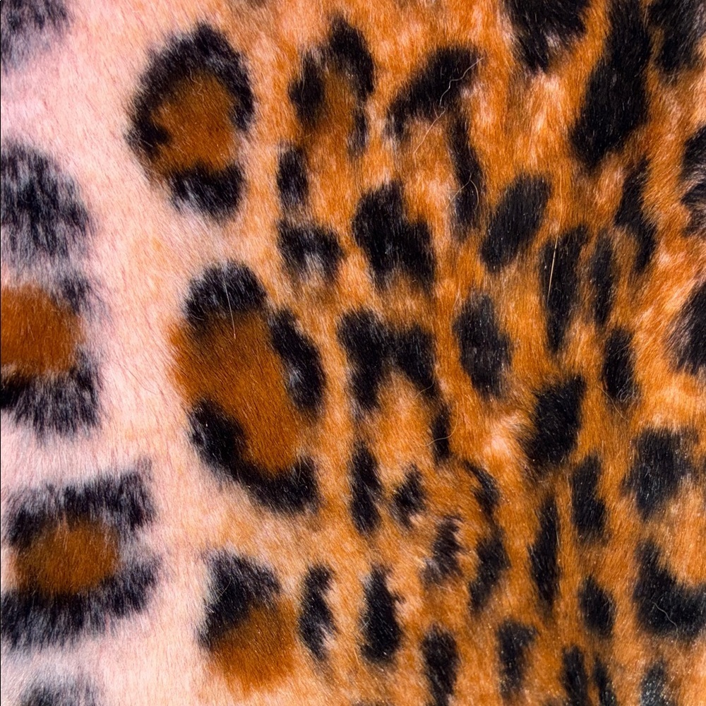 KENDALL & KYLIE Leopard Jacket, Cropped, drawstring bottom, Pink Faux Fur S - Picture 9 of 17